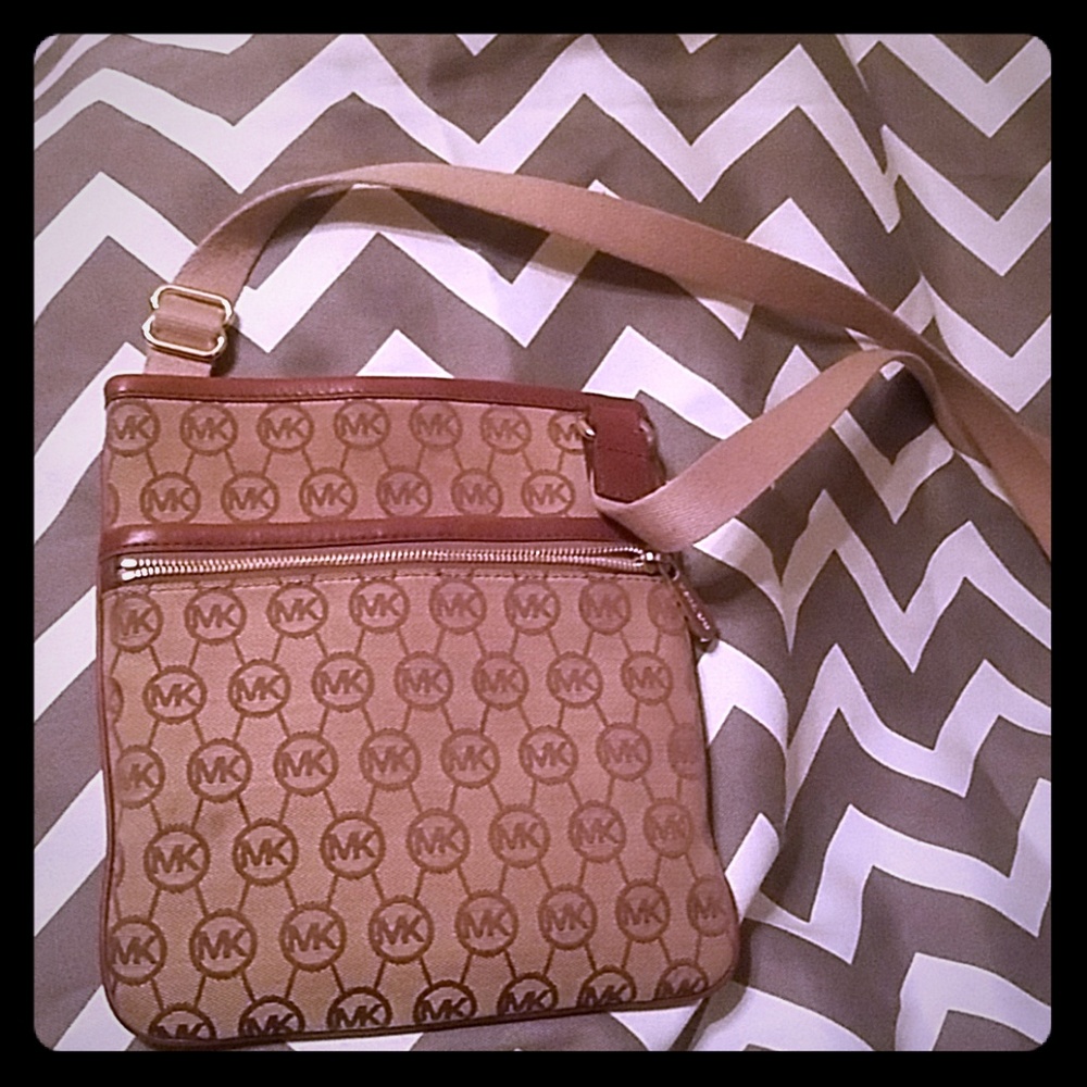 Michael Kors Crossbody Purse